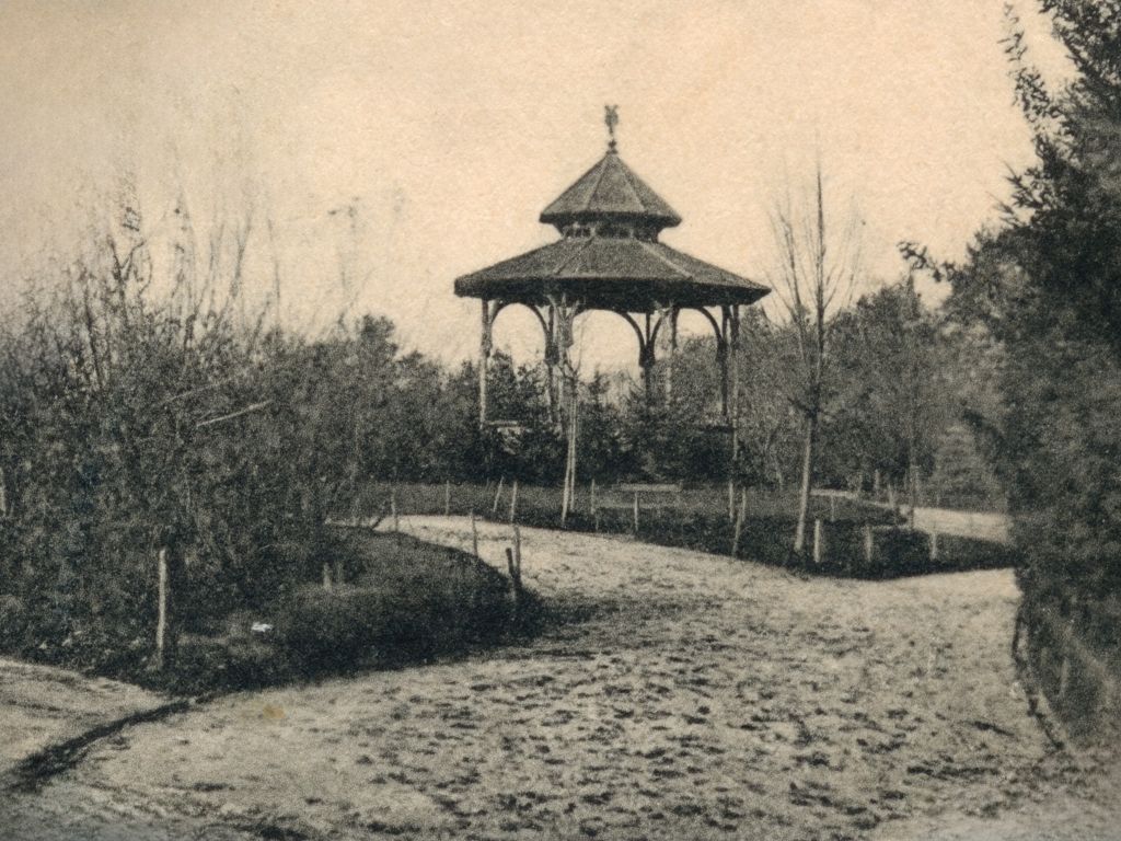 Paviljon Tuškanac, 1902. godina
